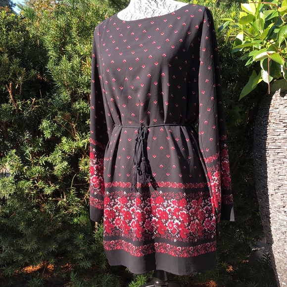 🍒3/30$.Forever 21 Black Multi Pleated Floral Print Dress - Picture 2 of 7